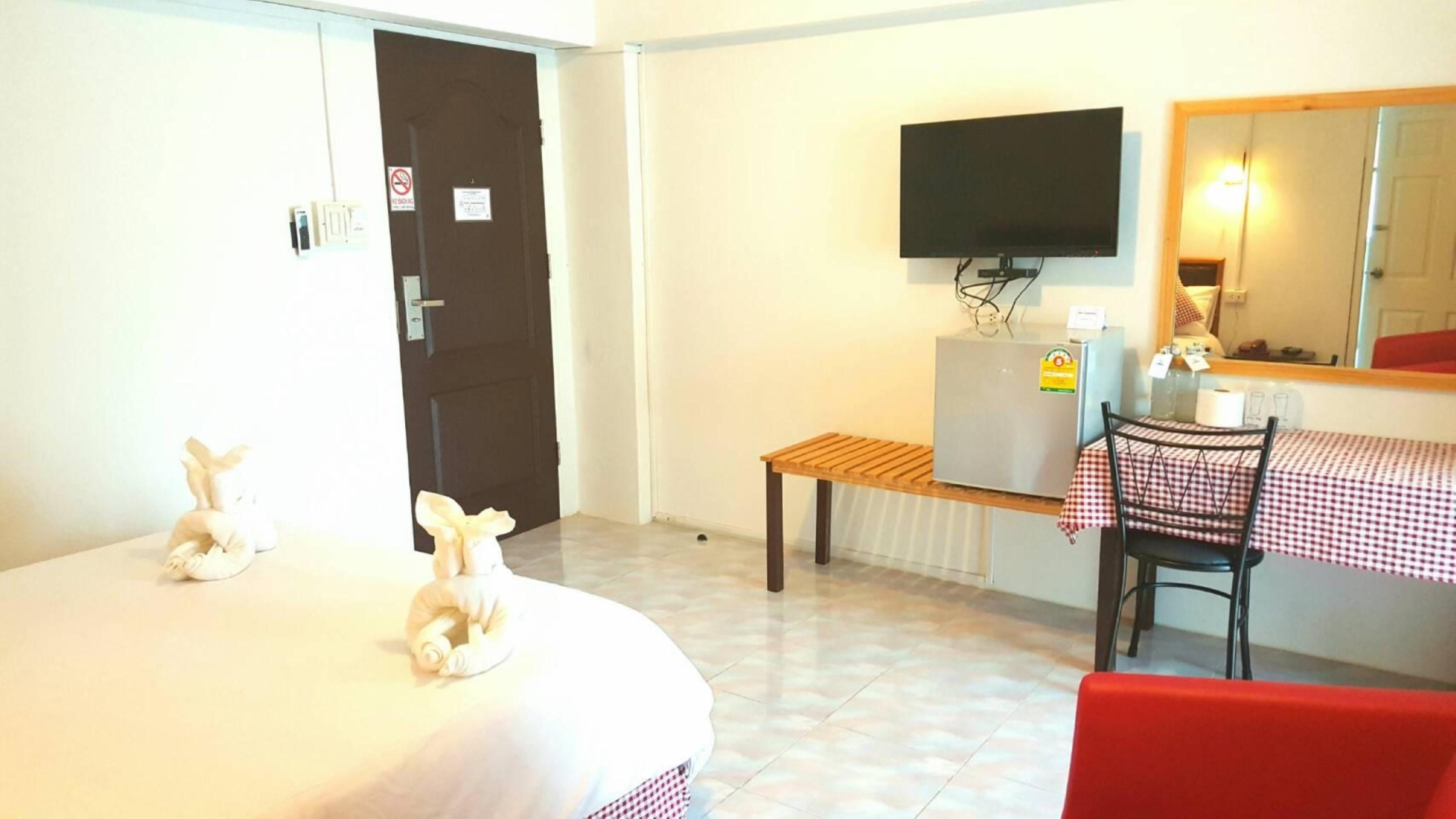 Hotel De Ratt Phuket Kültér fotó