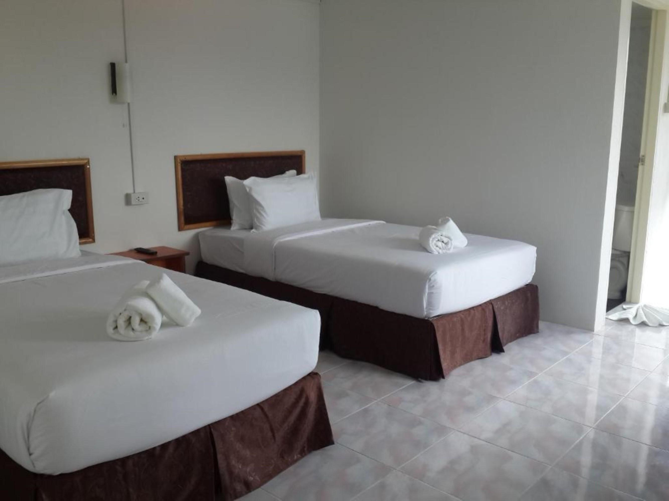 Hotel De Ratt Phuket Kültér fotó