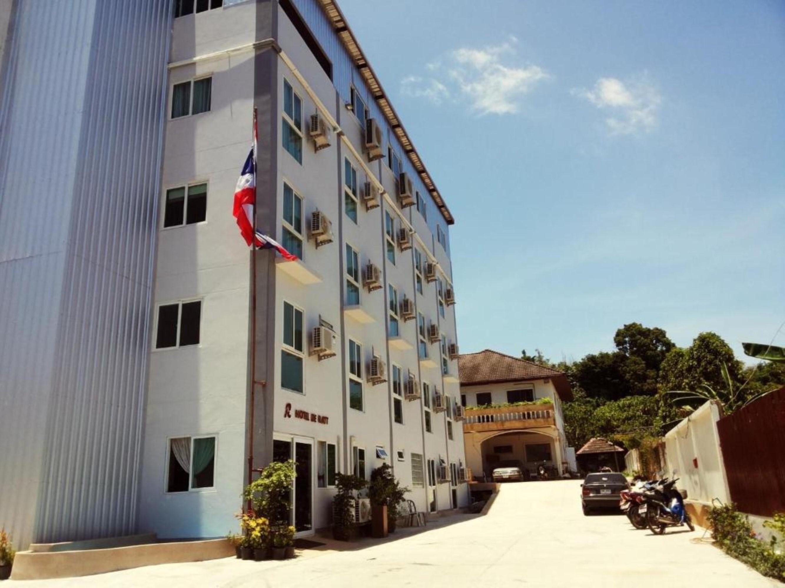 Hotel De Ratt Phuket Kültér fotó