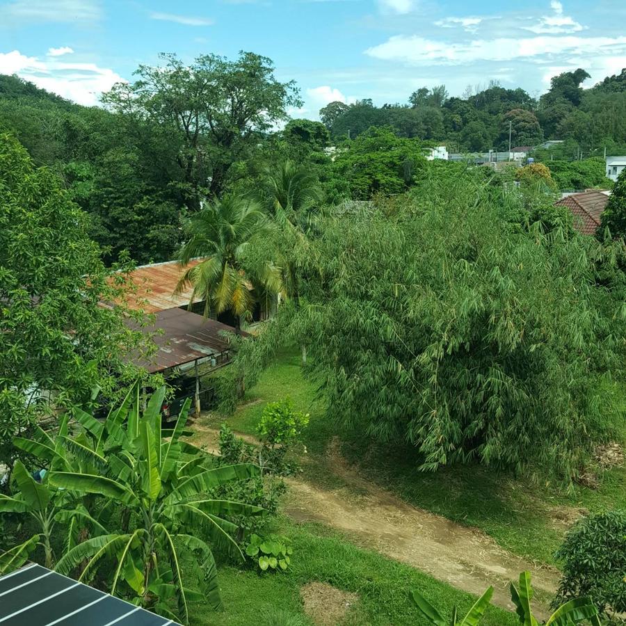 Hotel De Ratt Phuket Kültér fotó