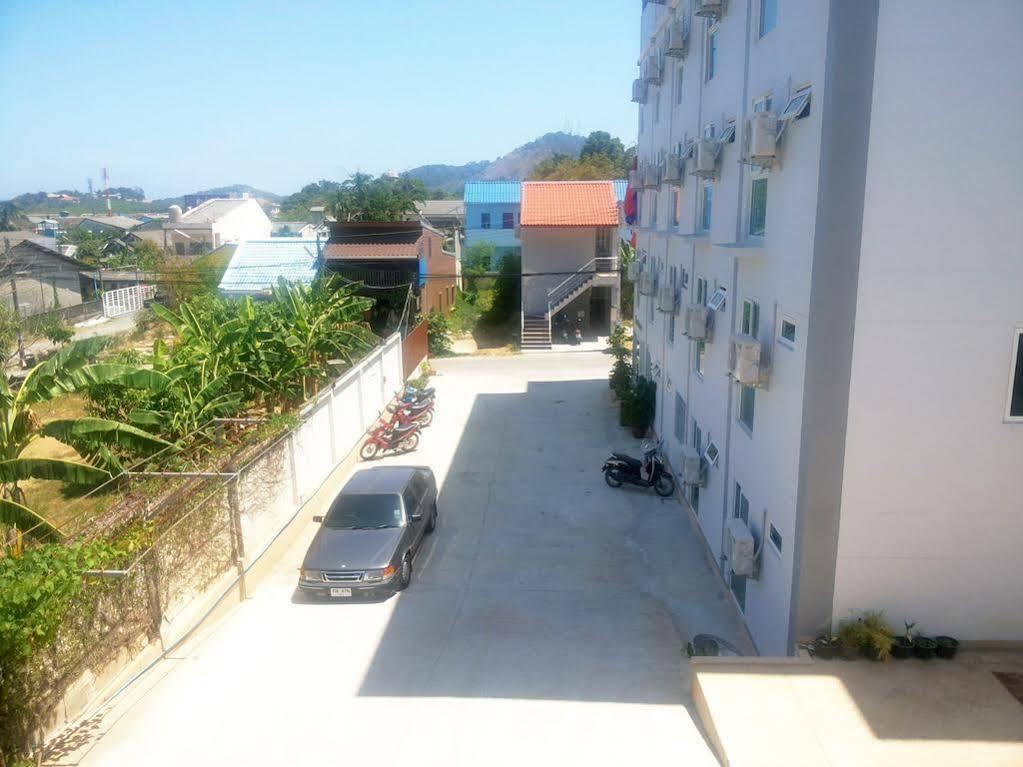 Hotel De Ratt Phuket Kültér fotó