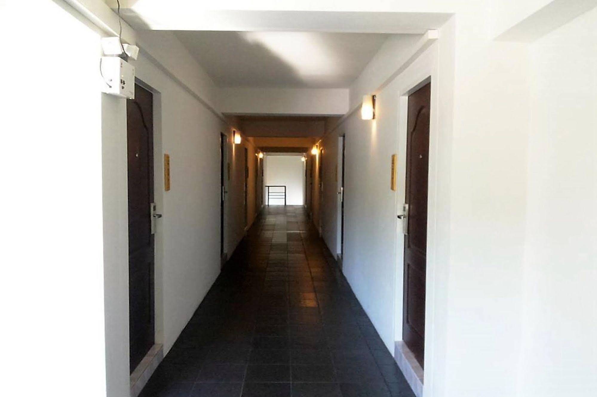 Hotel De Ratt Phuket Kültér fotó